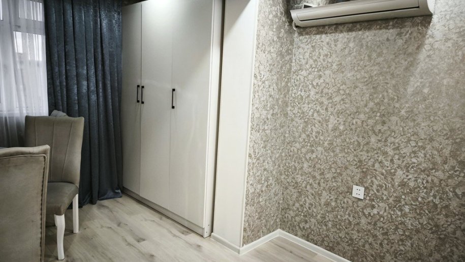 Satılır 2 otaqlı köhnə tikili, 50 m², Xalqlar dostluğu m.-5