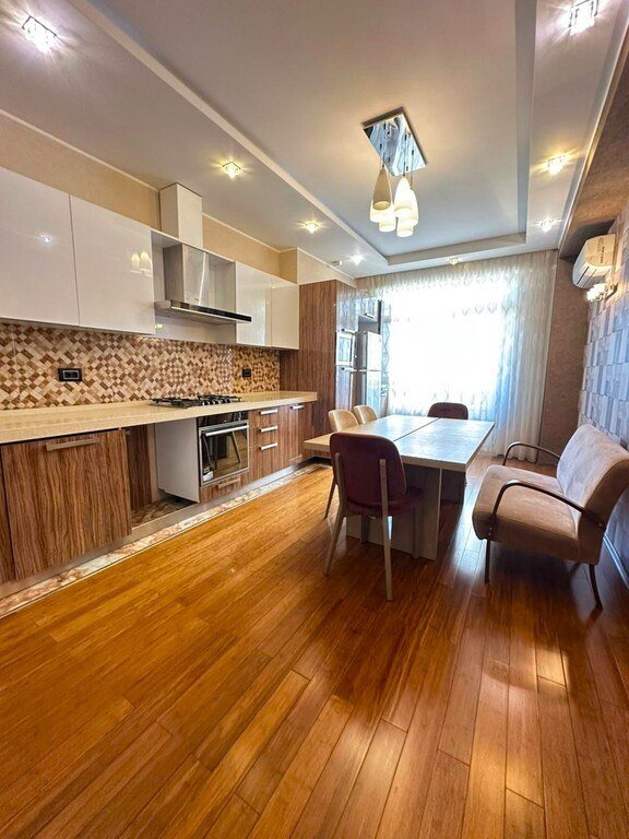 Satılır 3 otaqlı yeni tikili, 135 m², Xətai m.-10