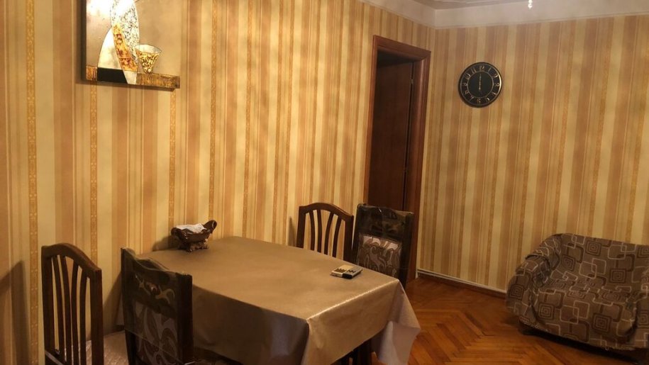Kirayə verilir 2 otaqlı köhnə tikili, 45 m², Nəsimi-5