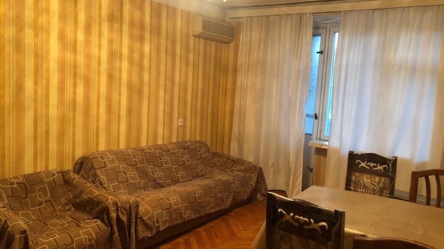Kirayə verilir 2 otaqlı köhnə tikili, 45 m², Nəsimi-6