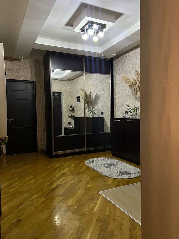 Satılır 3 otaqlı yeni tikili, 90 m², 20 Yanvar m.-7