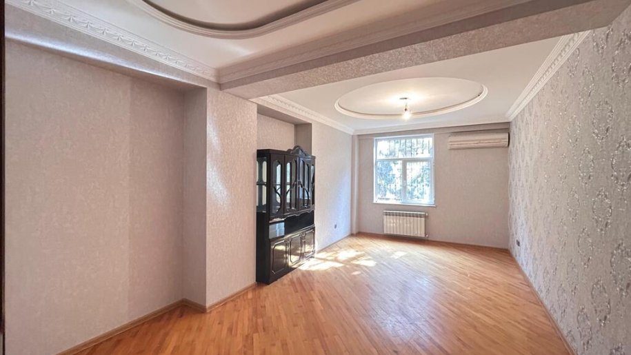 Satılır 2 otaqlı yeni tikili, 76 m², Xalqlar dostluğu m.-1