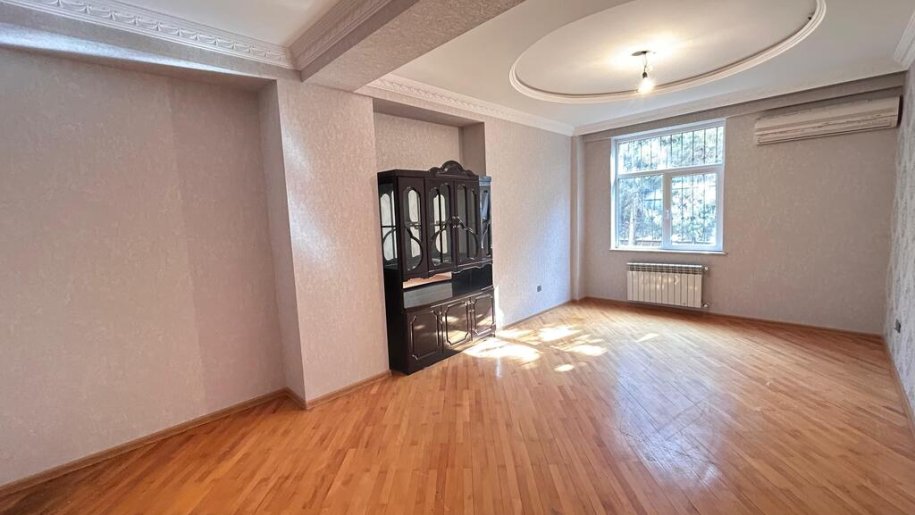 Satılır 2 otaqlı yeni tikili, 76 m², Xalqlar dostluğu m.-4