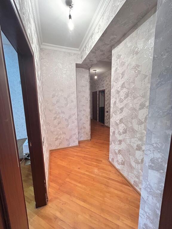 Satılır 2 otaqlı yeni tikili, 76 m², Xalqlar dostluğu m.-10