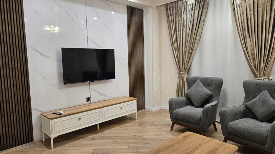 Kirayə verilir 3 otaqlı yeni tikili, 130 m², Nərimanov-3