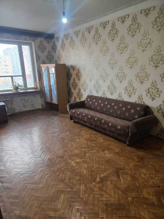 Satılır 3 otaqlı köhnə tikili, 80 m², Xalqlar dostluğu m.-5