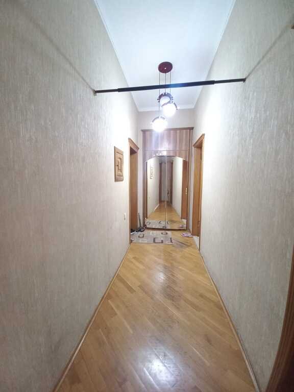 Satılır 2 otaqlı köhnə tikili, 65 m², Nəsimi-4