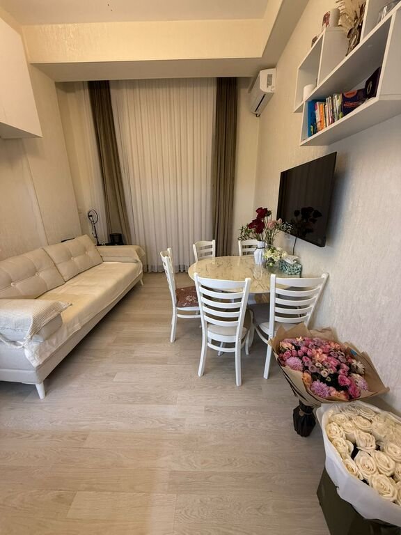 Satılır 2 otaqlı yeni tikili, 53 m², 28 May m.-2