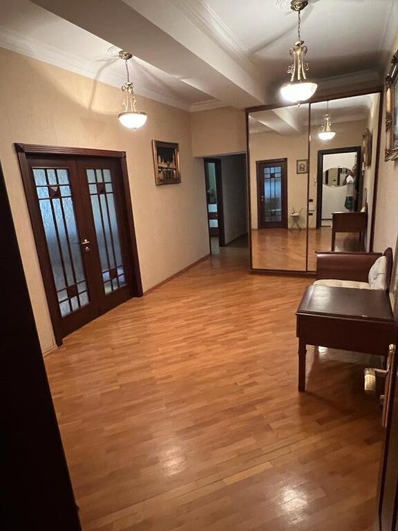 Satılır 3 otaqlı yeni tikili, 123 m², 20 Yanvar m.-1