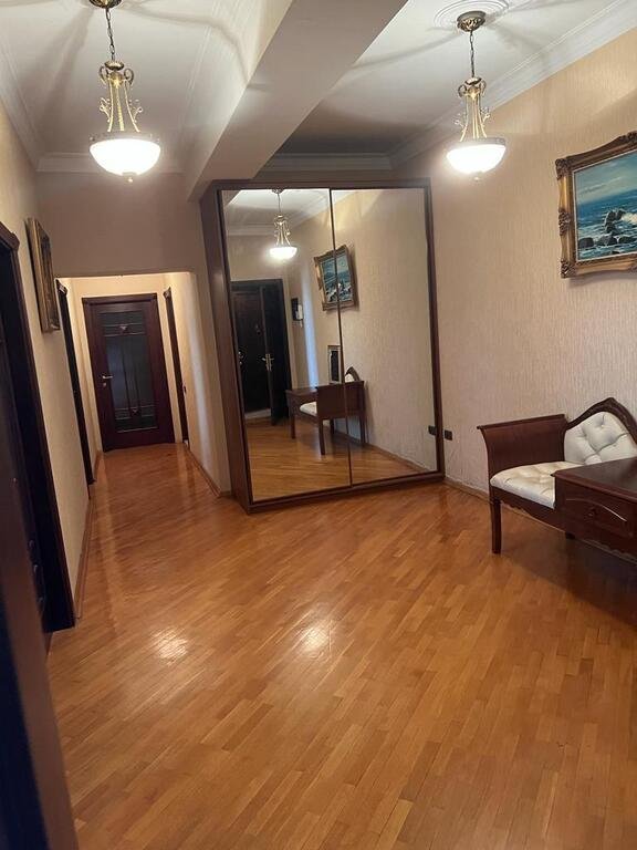 Satılır 3 otaqlı yeni tikili, 123 m², 20 Yanvar m.-2