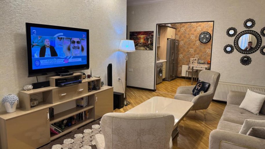 Kirayə verilir 4 otaqlı yeni tikili, 125 m², Sahil m.-4