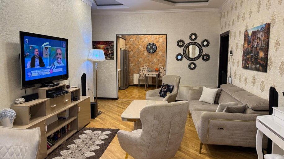 Kirayə verilir 4 otaqlı yeni tikili, 125 m², Sahil m.-5