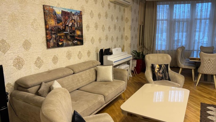 Kirayə verilir 4 otaqlı yeni tikili, 125 m², Sahil m.-7