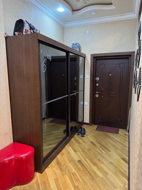 Kirayə verilir 4 otaqlı yeni tikili, 125 m², Sahil m.-21