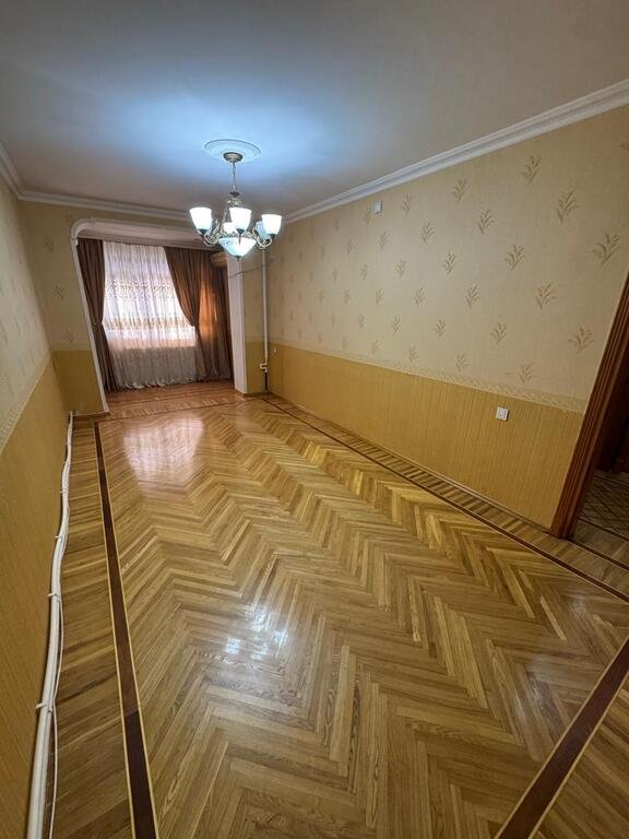 Satılır 3 otaqlı köhnə tikili, 74 m², Memar Əcəmi m.-10