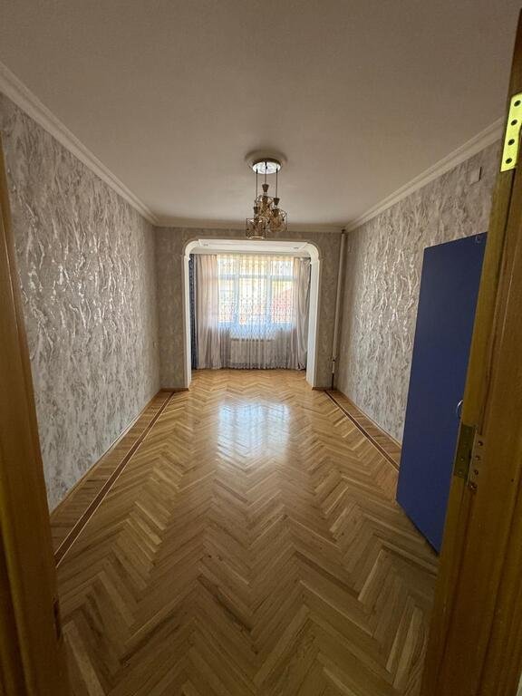 Satılır 3 otaqlı köhnə tikili, 74 m², Memar Əcəmi m.-12