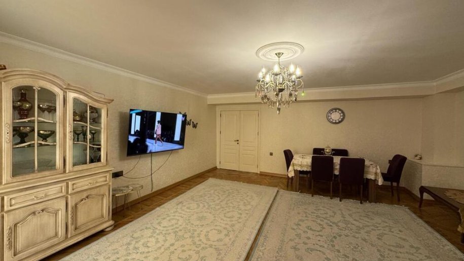Satılır 4 otaqlı köhnə tikili, 120 m², Gənclik m.-2
