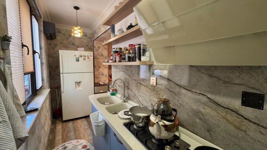 Satılır 4 otaqlı köhnə tikili, 120 m², Gənclik m.-12