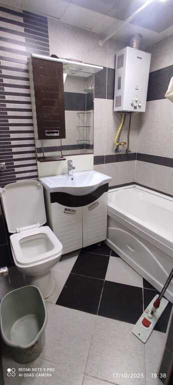 Kirayə verilir 2 otaqlı köhnə tikili, 50 m², Neftçilər m.-10