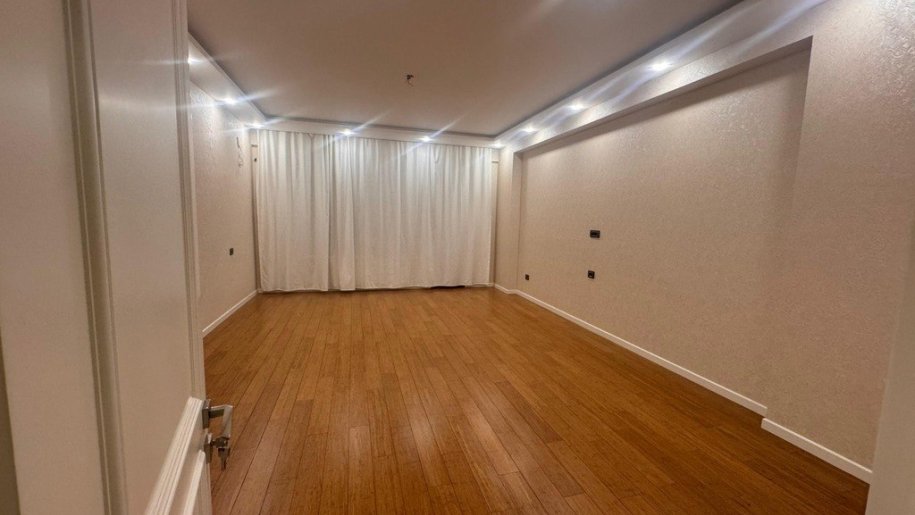 Satılır 4 otaqlı yeni tikili, 200 m², Nizami m.-1
