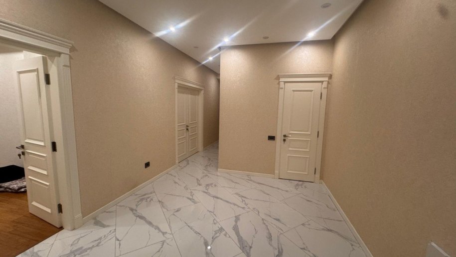 Satılır 4 otaqlı yeni tikili, 200 m², Nizami m.-3