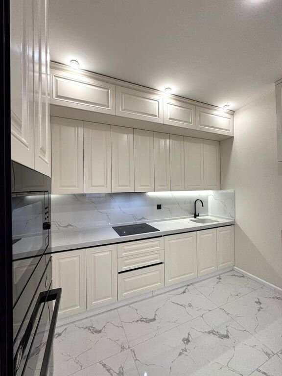 Satılır 3 otaqlı yeni tikili, 107 m², 28 May m.-5