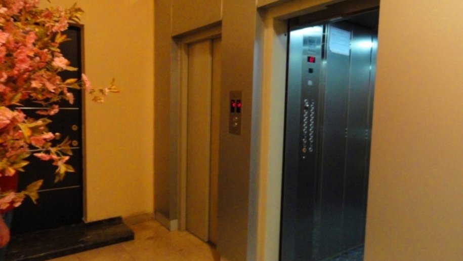 Satılır 3 otaqlı yeni tikili, 140 m², 28 May m.-21