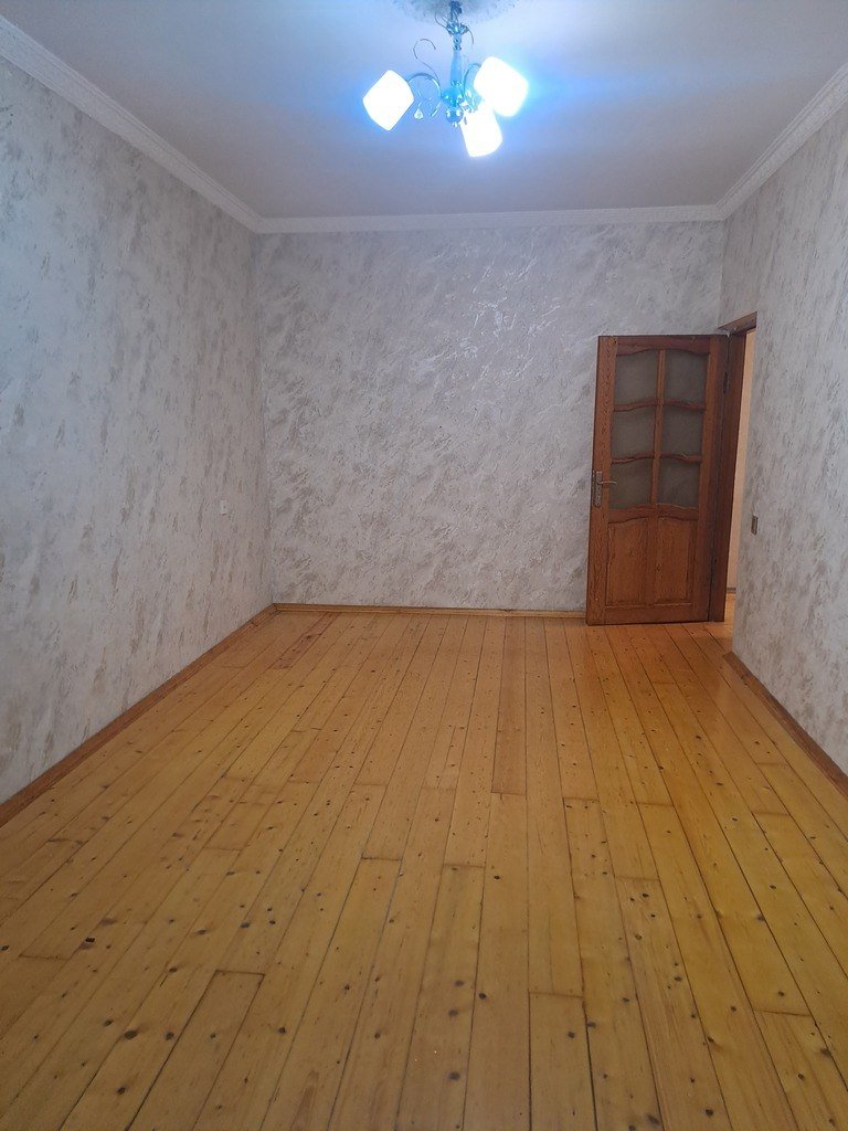 Satılır 2 otaqlı köhnə tikili, 51 m², Əhmədli-2