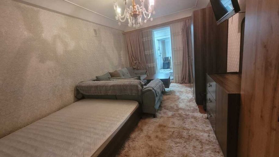 Kirayə verilir 2 otaqlı köhnə tikili, 30 m², 20 Yanvar m.-4