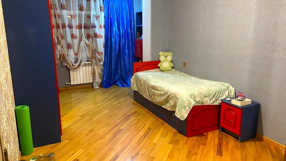 Satılır 2 otaqlı köhnə tikili, 51 m², Azadlıq Prospekti m.-3