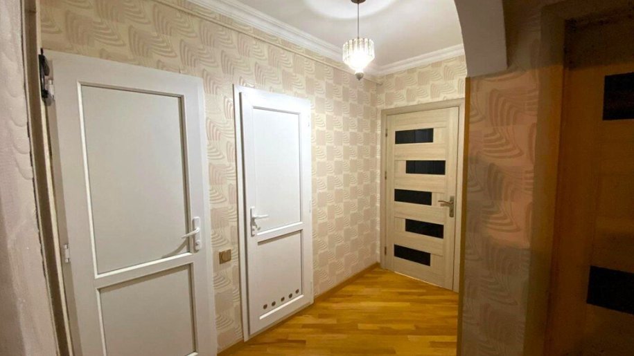 Satılır 2 otaqlı köhnə tikili, 51 m², Azadlıq Prospekti m.-5