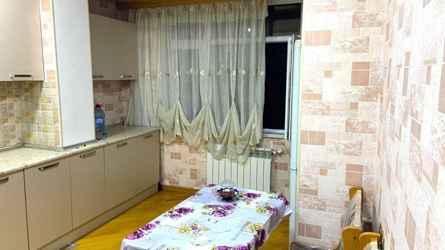 Satılır 2 otaqlı köhnə tikili, 51 m², Azadlıq Prospekti m.-6