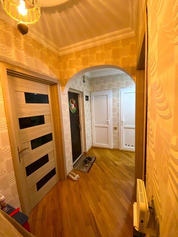Satılır 2 otaqlı köhnə tikili, 51 m², Azadlıq Prospekti m.-8