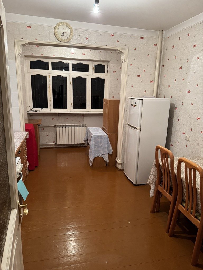 Satılır 3 otaqlı köhnə tikili, 85 m², Memar Əcəmi m.-8