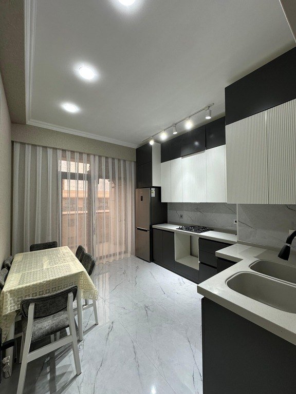 Kirayə verilir 2 otaqlı yeni tikili, 90 m², Nizami m.-1