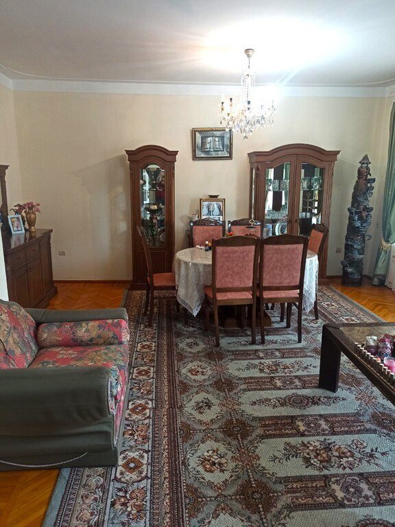 Satılır 4 otaqlı köhnə tikili, 115 m², Gənclik m.-2