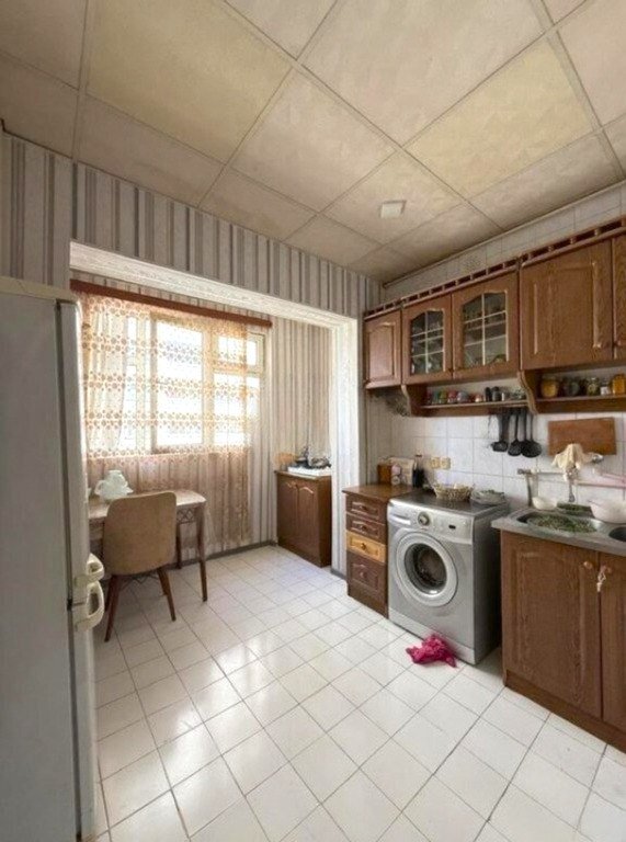 Satılır 4 otaqlı köhnə tikili, 115 m², Gənclik m.-10