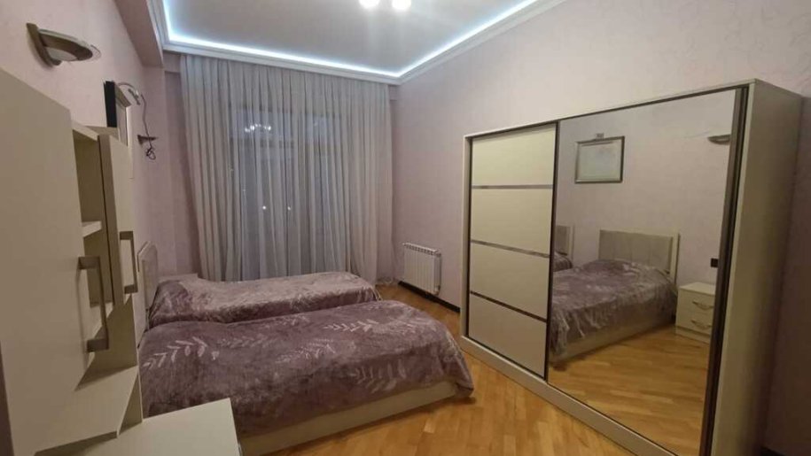 Kirayə verilir 3 otaqlı yeni tikili, 190 m², Nəriman Nərimanov m.-7