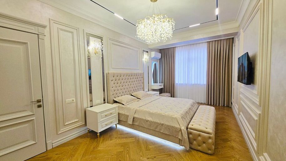 Satılır 4 otaqlı yeni tikili, 180 m², Nəriman Nərimanov m.-6