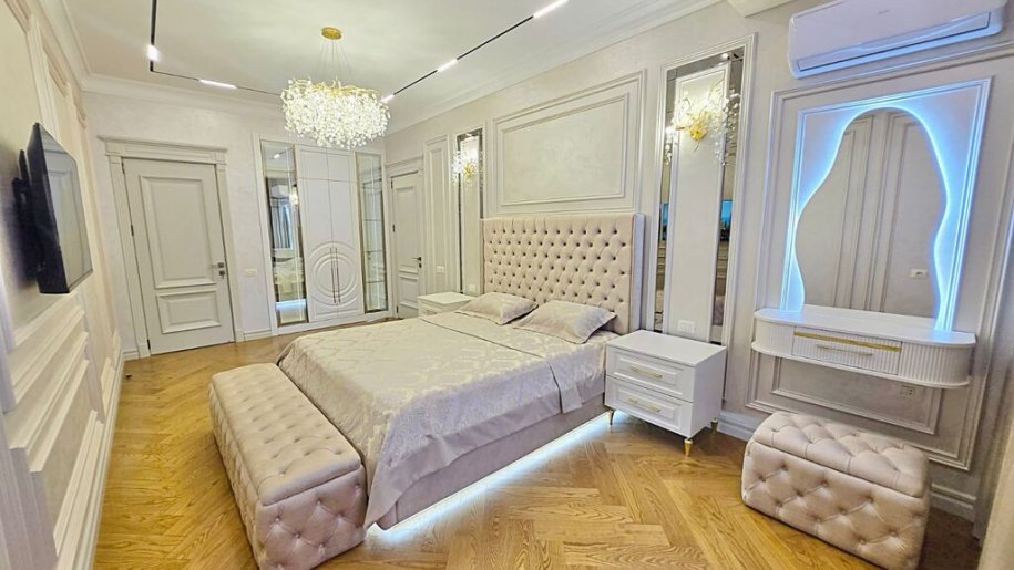 Satılır 4 otaqlı yeni tikili, 180 m², Nəriman Nərimanov m.-7