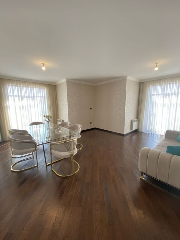 Satılır 3 otaqlı yeni tikili, 123 m², Elmlər Akademiyası m.-1