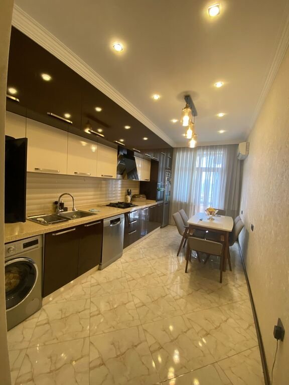 Satılır 3 otaqlı yeni tikili, 123 m², Elmlər Akademiyası m.-7
