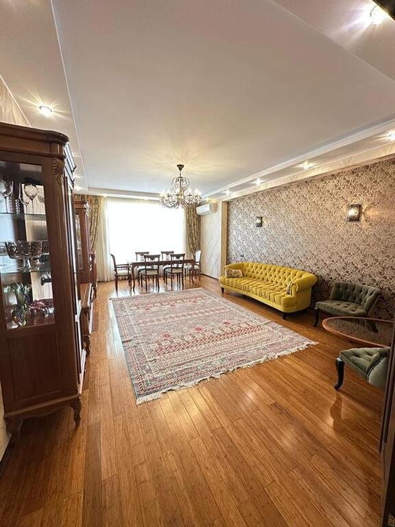 Satılır 3 otaqlı yeni tikili, 126 m², Xətai m.-4