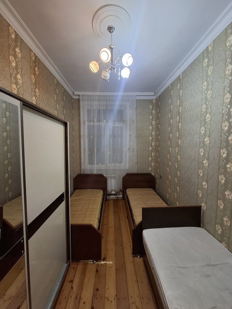 Kirayə verilir 2 otaqlı köhnə tikili, 65 m², Gəncə-4