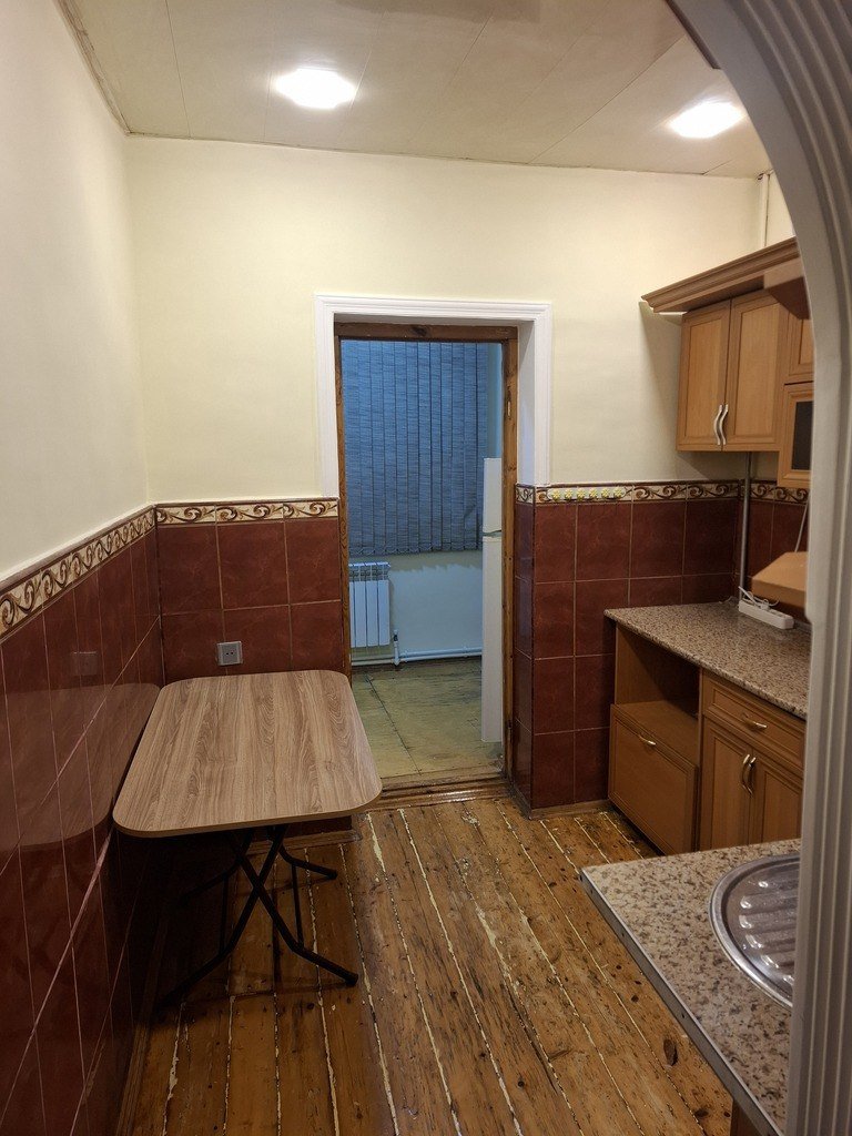 Kirayə verilir 2 otaqlı köhnə tikili, 65 m², Gəncə-12