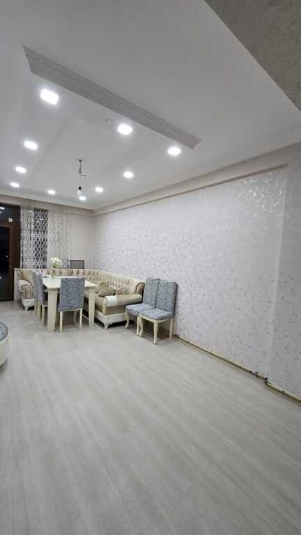 Kirayə verilir 2 otaqlı yeni tikili, 60 m², İnşaatçılar m.-2
