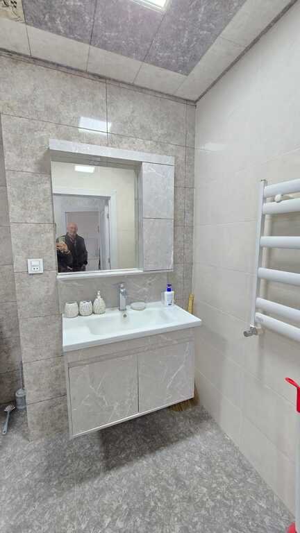 Kirayə verilir 2 otaqlı yeni tikili, 60 m², İnşaatçılar m.-6