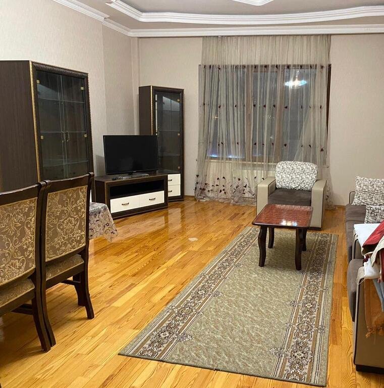 Satılır 3 otaqlı yeni tikili, 141 m², 8 noyabr-1