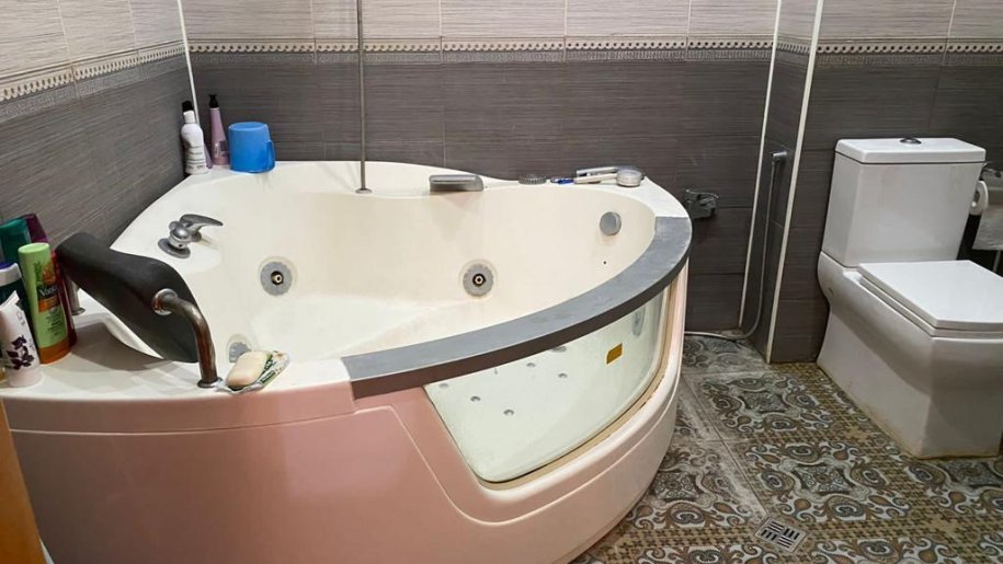 Satılır 3 otaqlı yeni tikili, 141 m², 8 noyabr-14