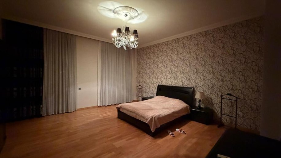 Kirayə verilir 3 otaqlı yeni tikili, 210 m², Sahil m.-15